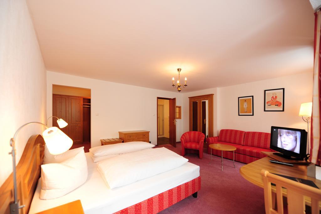 Hotel Krone Matrei am Brenner Pokój zdjęcie