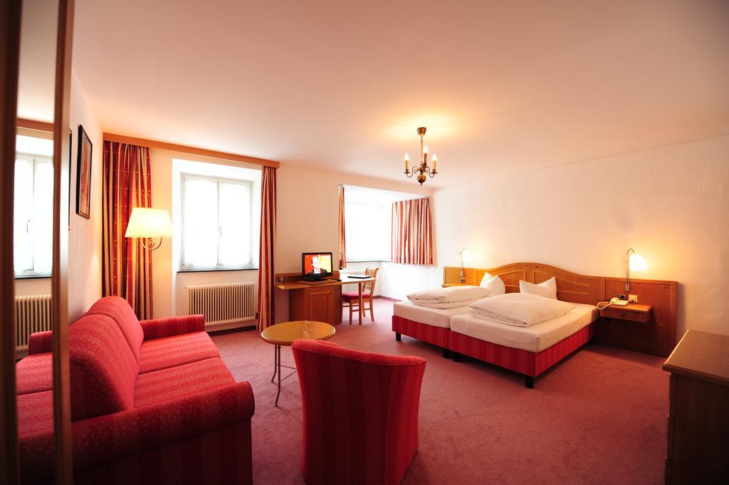 Hotel Krone Matrei am Brenner Pokój zdjęcie