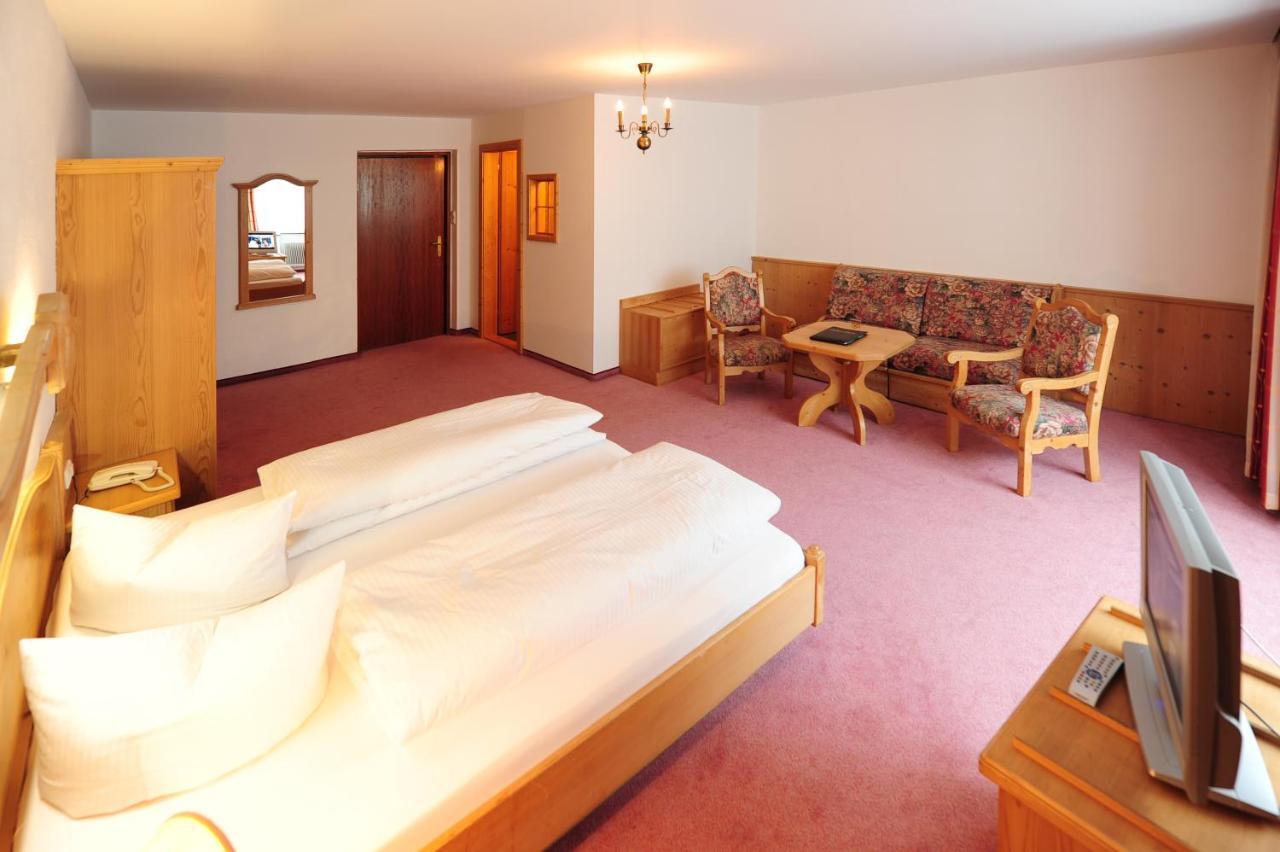 Hotel Krone Matrei am Brenner Zewnętrze zdjęcie