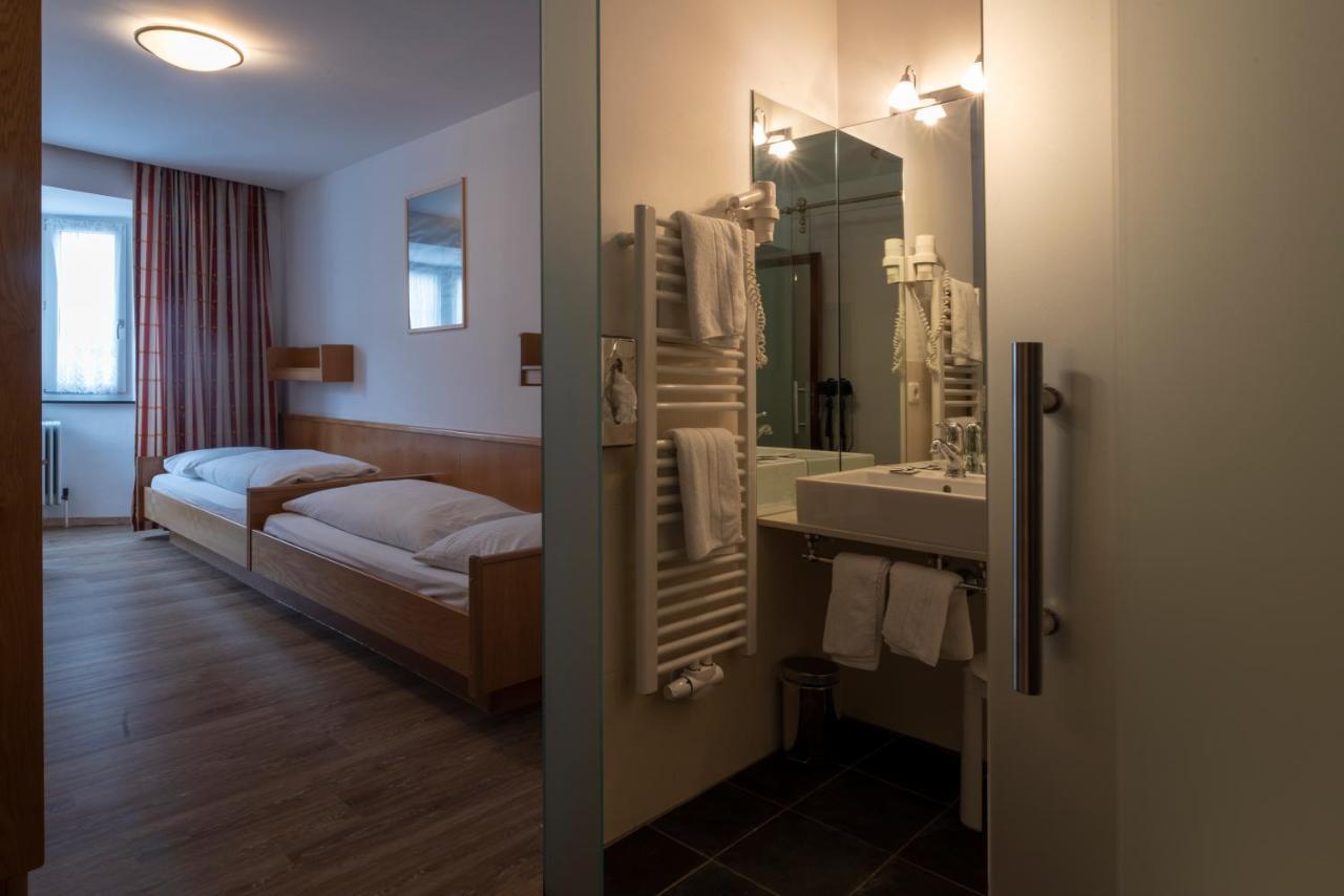 Hotel Krone Matrei am Brenner Zewnętrze zdjęcie
