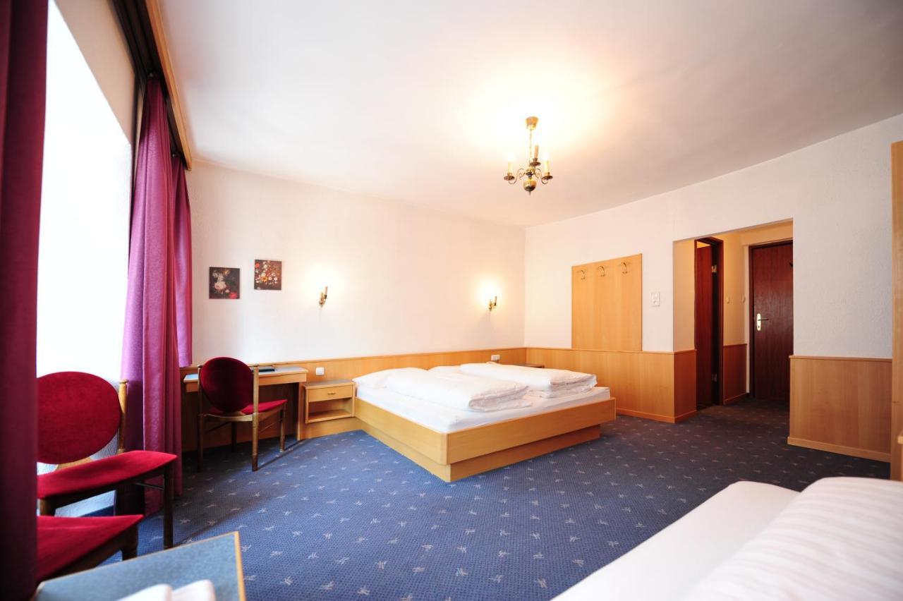 Hotel Krone Matrei am Brenner Zewnętrze zdjęcie